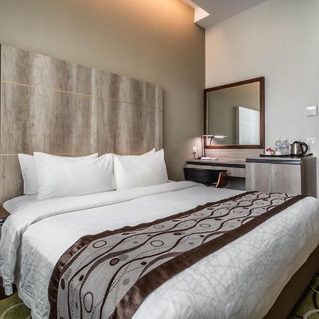 Ano Hotel Miri Zewnętrze zdjęcie