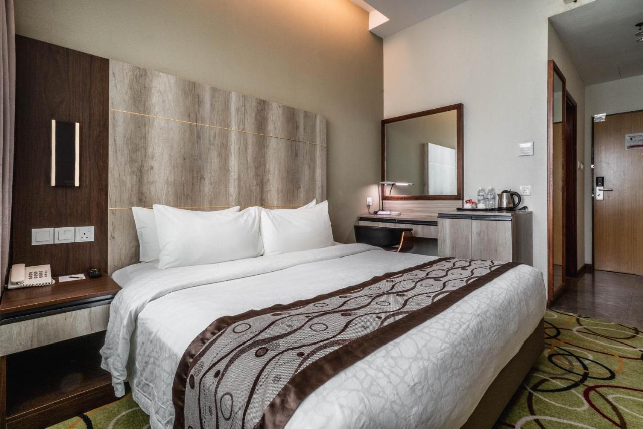 Ano Hotel Miri Zewnętrze zdjęcie