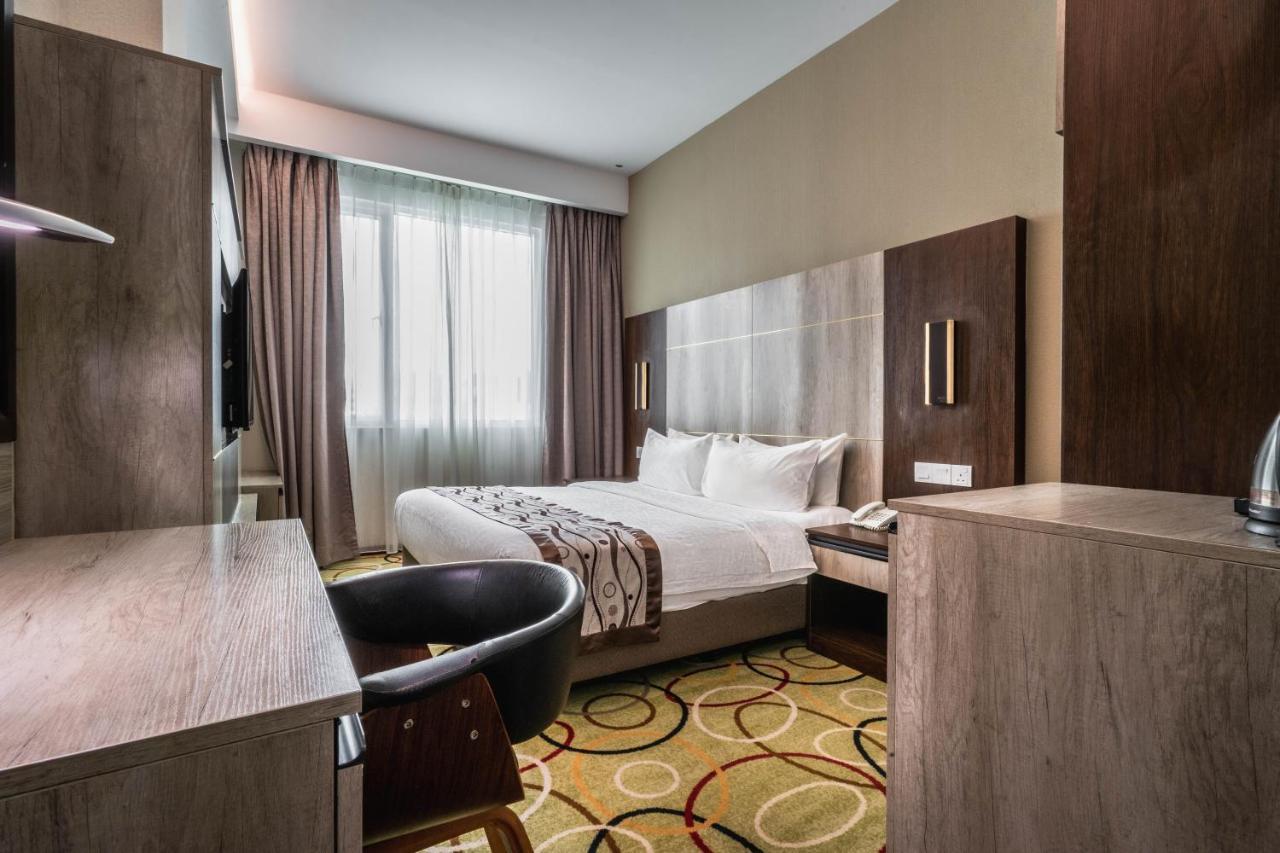 Ano Hotel Miri Zewnętrze zdjęcie